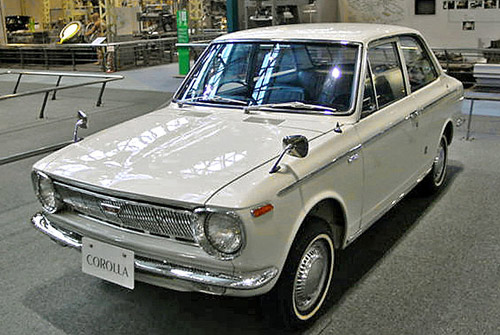 800px-Toyota_Corolla_First-.jpg