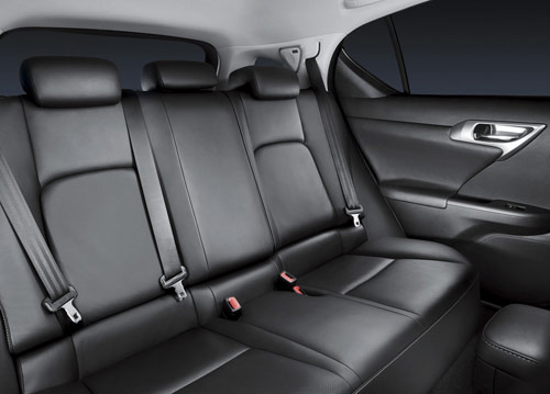 Lexus-CT_200h_14.jpg