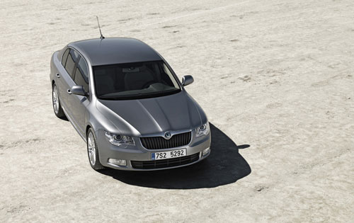 صور سيارة سكودا Superb  2012 -Pictures car Skoda Superb 2012